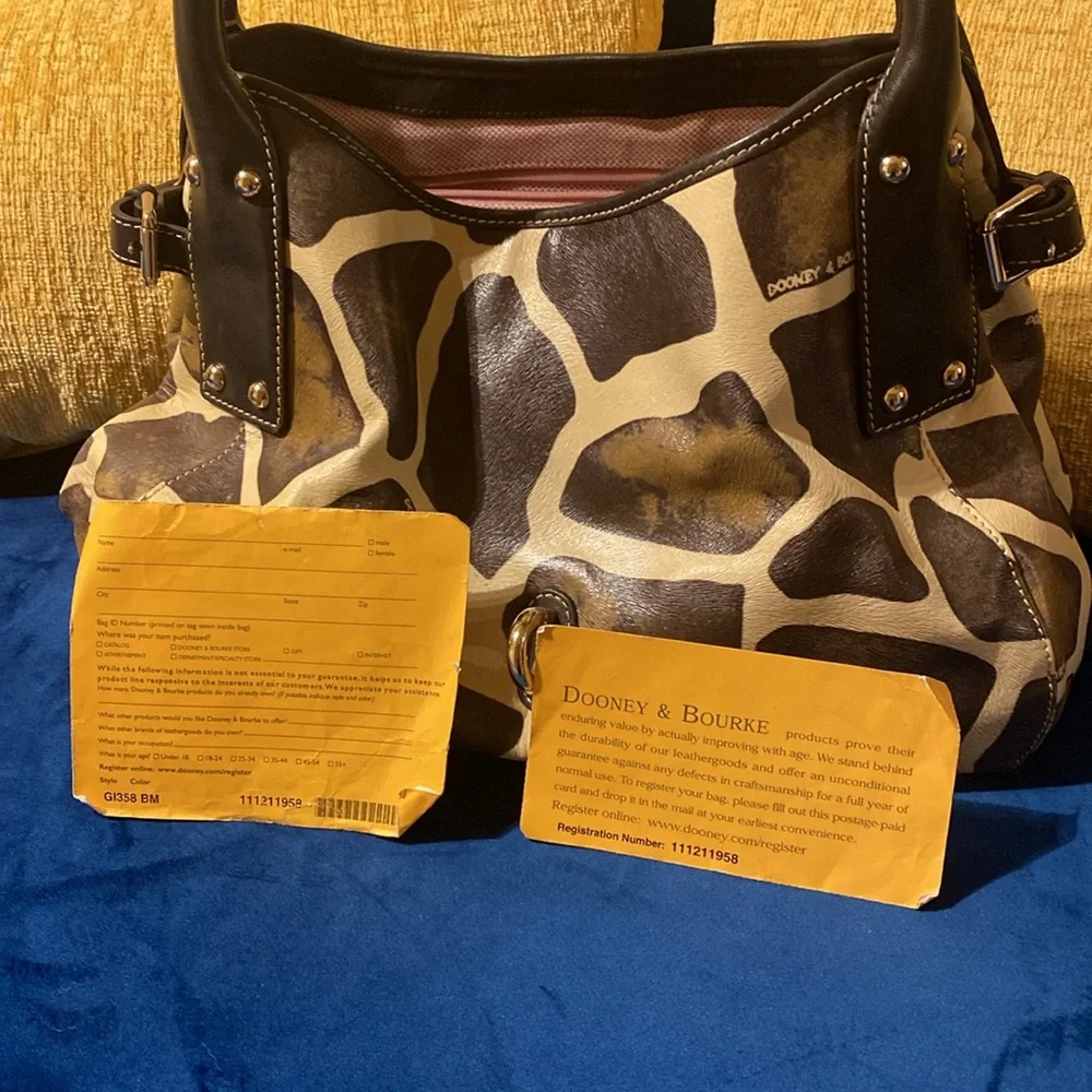 Dooney and Bourke Rare and Retired Vintage Giraffe Print Handbag and Wallet - Picture 6 of 16